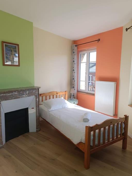Maison Au Coeur Du Village Avec Parking Apartment